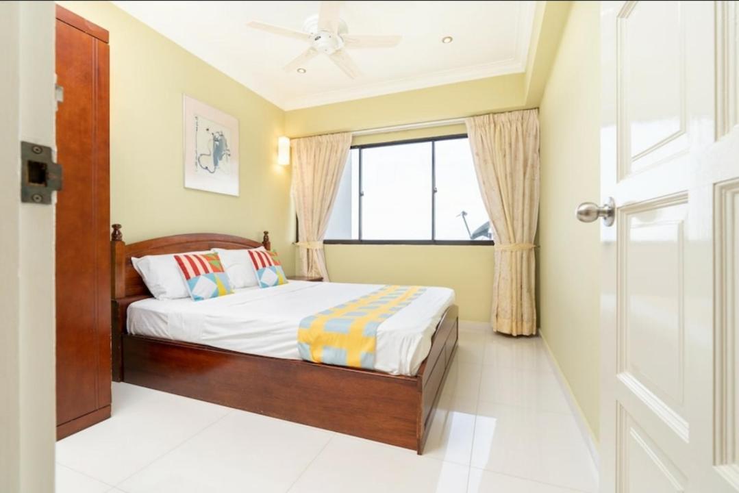 Vip Suite Seaview Batu Ferringhi 1003-2 Bedroom Exterior photo