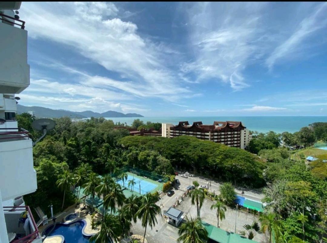 Vip Suite Seaview Batu Ferringhi 1003-2 Bedroom Exterior photo
